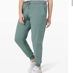 Lululemon On the Fly Joggers- Luxtreme